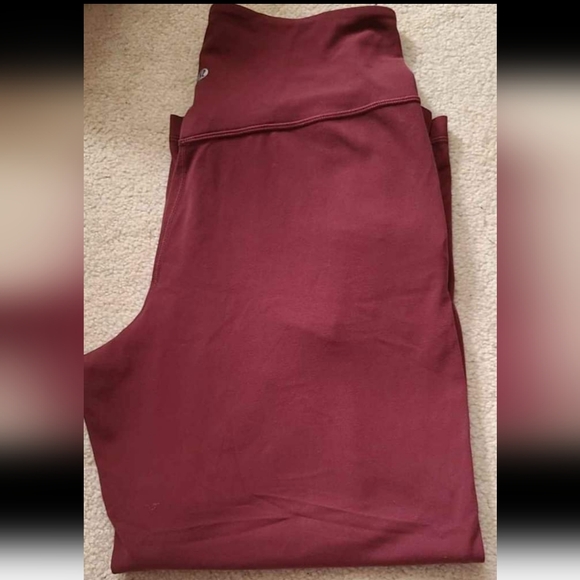 Lululemon Align Super-High-Rise Wide Leg Crop - Picture 4 of 4